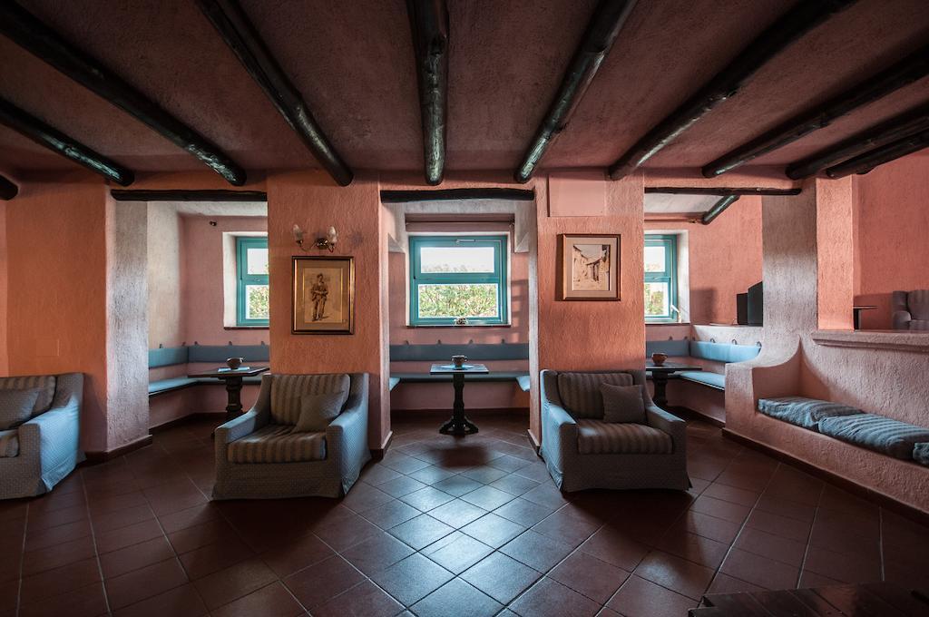 Hotel Scintilla San Teodoro  Eksteriør billede